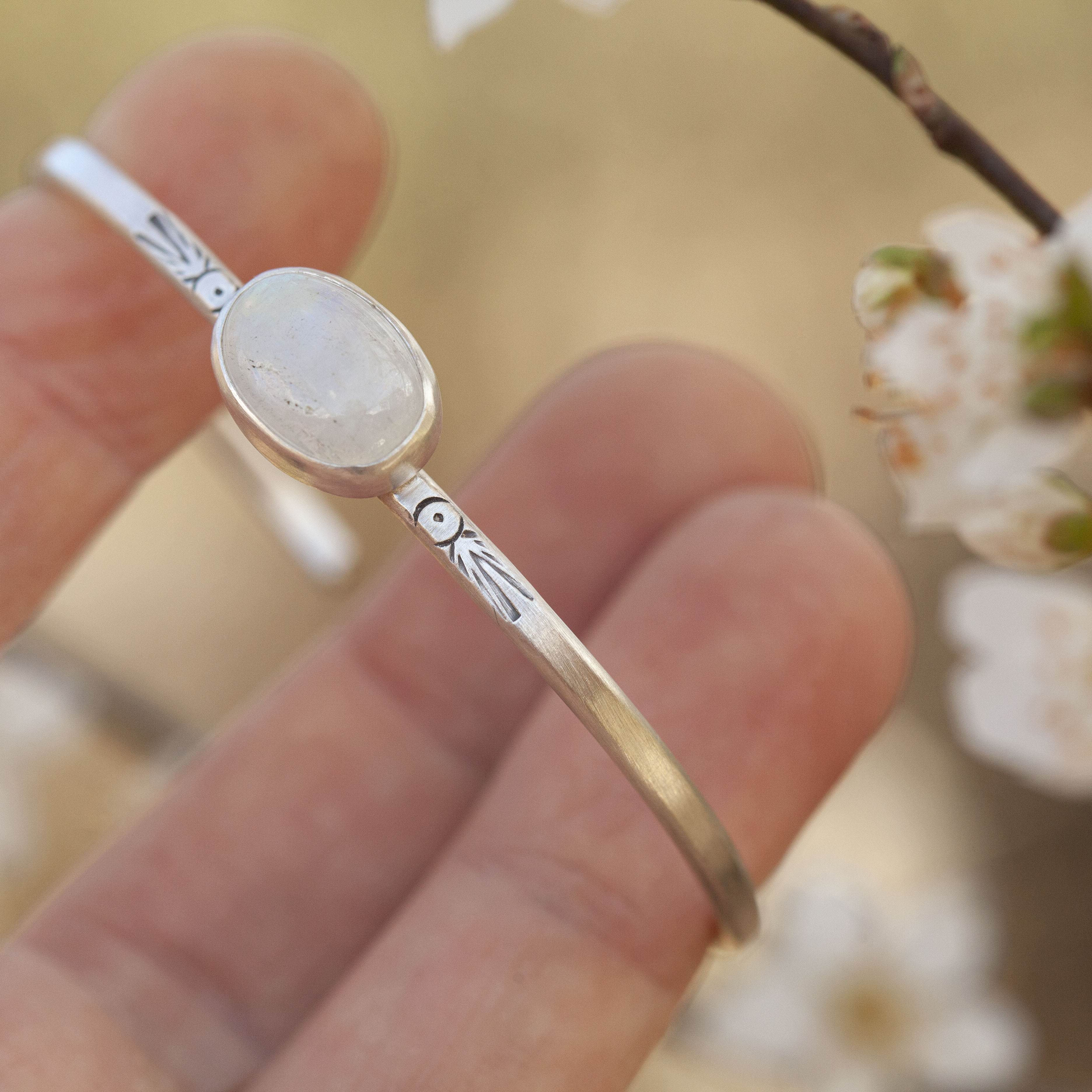 OOAK Ethnic bracelet with stone #2 • white labradorite, size 5,5m   (ready to ship)