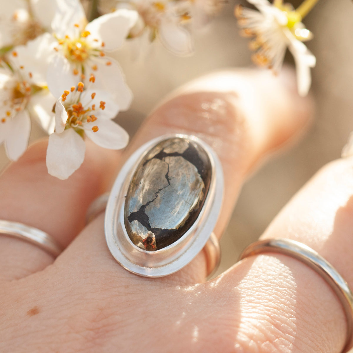 Anillo Sena con oro apache ~ talla 54 (listo para enviar)