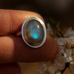 Charger l&#39;image dans la galerie, Sena ring with labradorite ~ size 55   (ready to ship)
