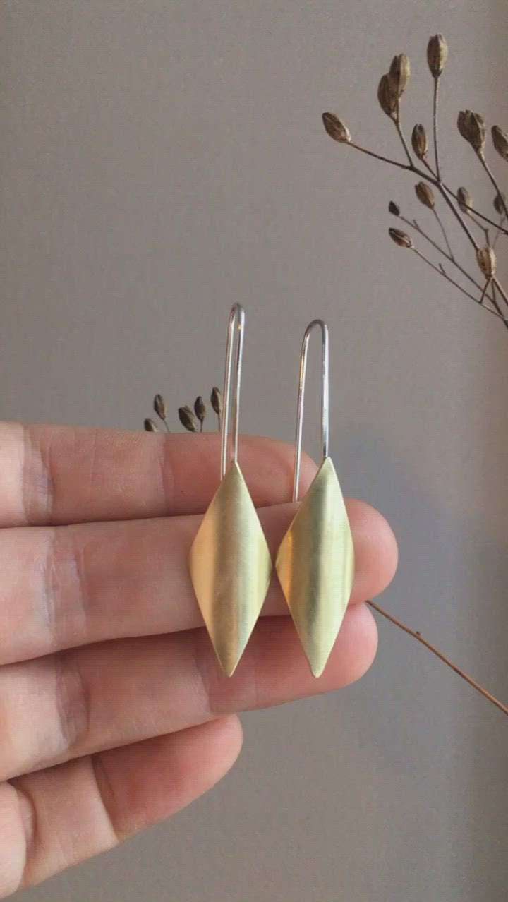 Dangling earrings in brass and silver, with rhombus in volume    (made to order)