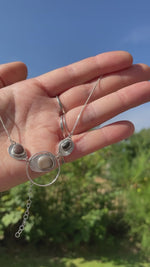 Cargar y reproducir el video en el visor de la galería, OOAK intuition necklace with 3 pebbles (ready-to-ship)

