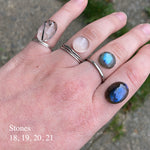Cargar imagen en el visor de la galería, Choose Your Stone : Sena ring   (made to order)
