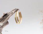 Afbeelding in Gallery-weergave laden, Ethnic hoops in brass, teardrop shape with silver ear wires    (made to order)

