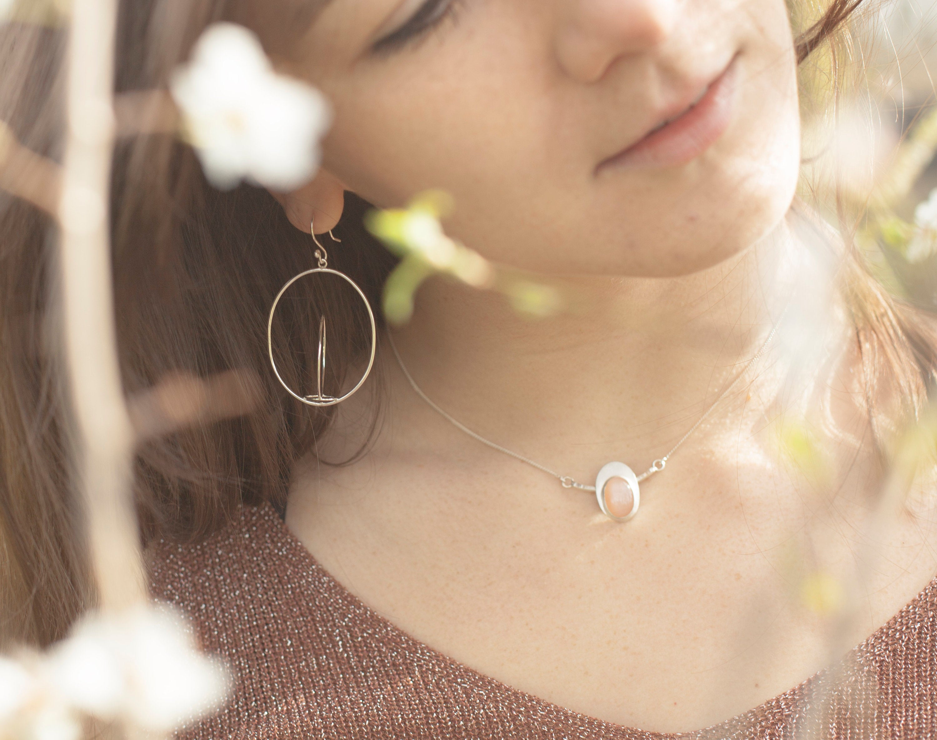 OOAK • Crossing circle earrings : 5 ways to wear them!  (in stock, ready to ship)
